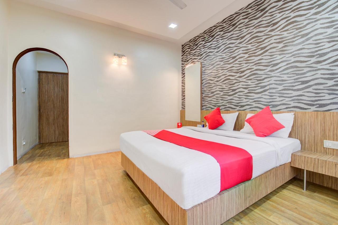 Collection O Sunshine Near Inox Hotel Pune Exterior photo