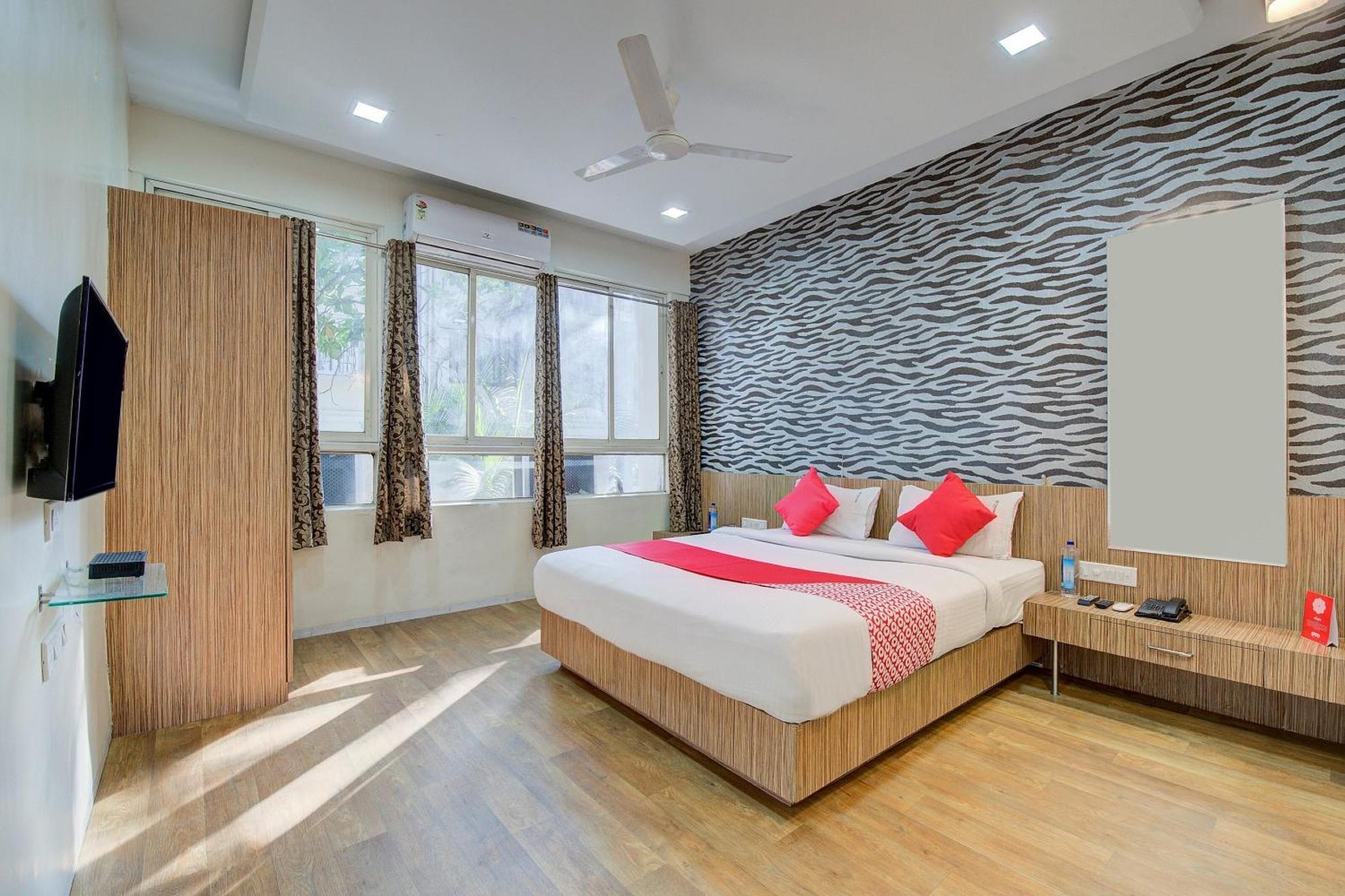 Collection O Sunshine Near Inox Hotel Pune Exterior photo