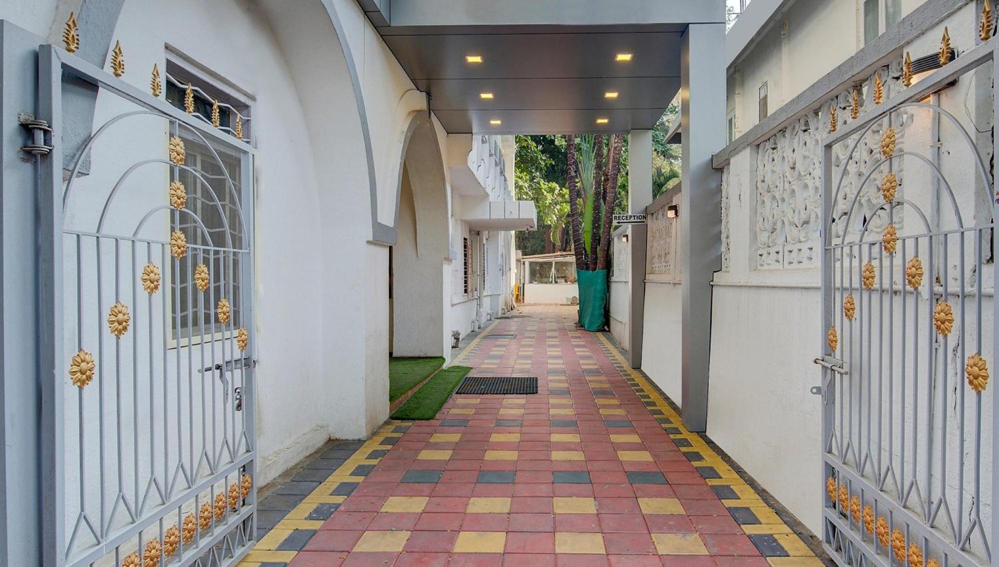 Collection O Sunshine Near Inox Hotel Pune Exterior photo