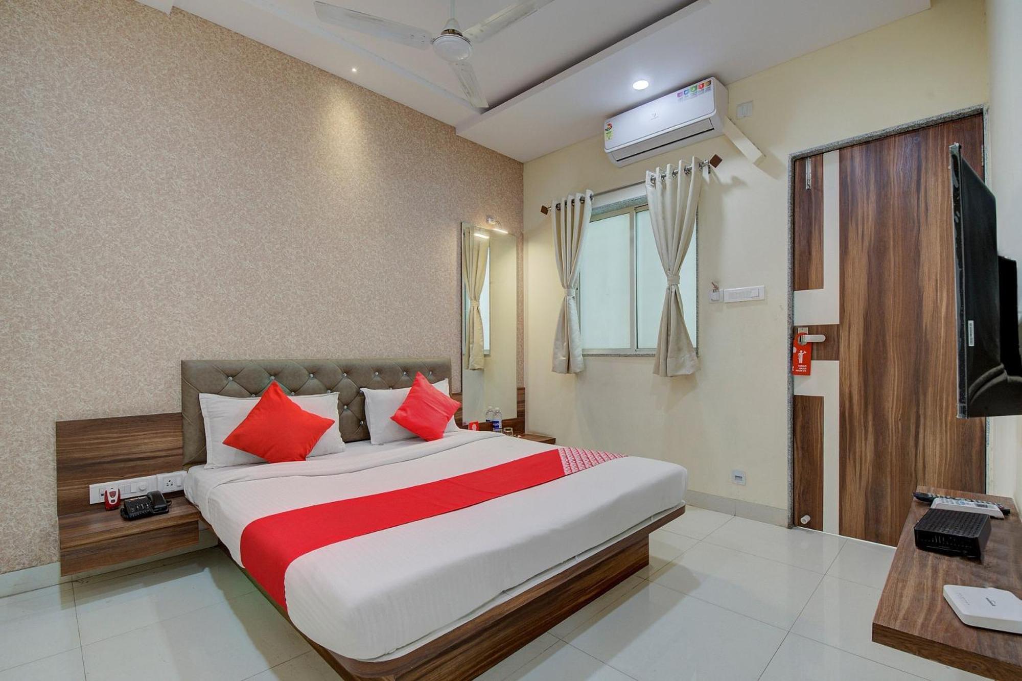 Collection O Sunshine Near Inox Hotel Pune Exterior photo