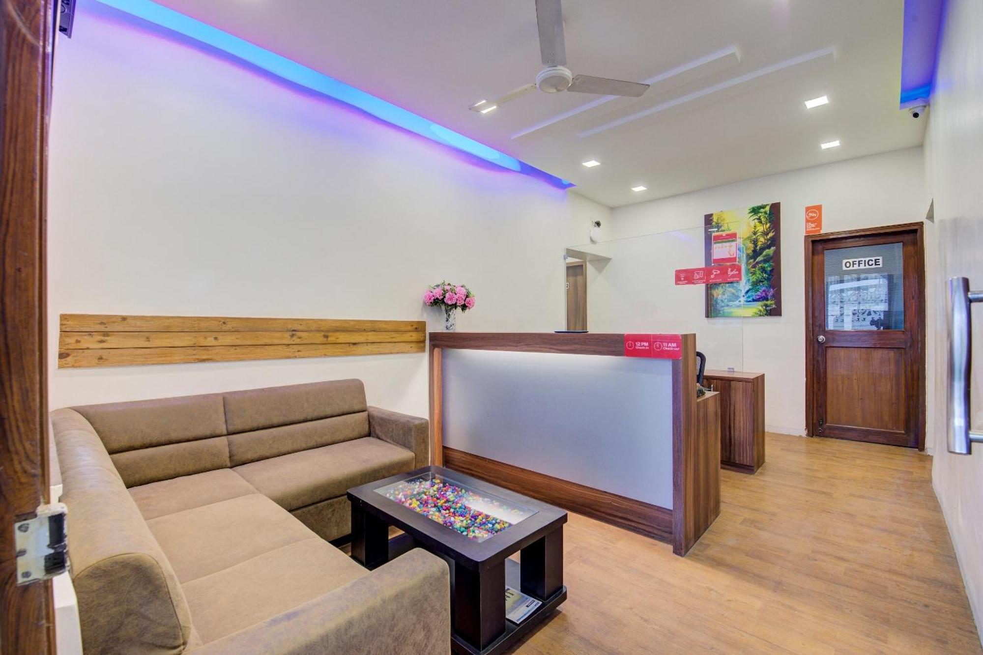 Collection O Sunshine Near Inox Hotel Pune Exterior photo